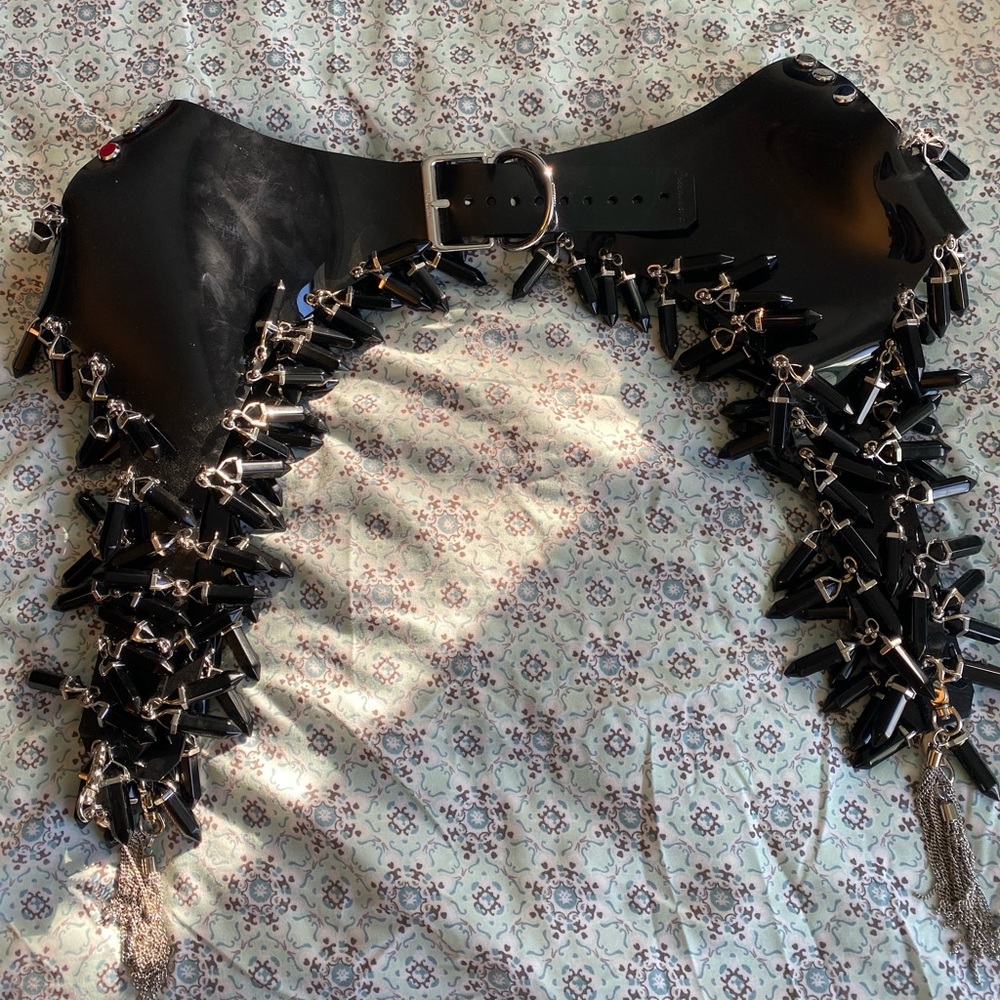 Creepyyeha Katerina Black Vinyl Crystal Belt
